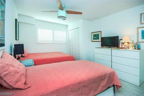 561 Periwinkle Way F3, Sanibel FL - photo 10 of 26