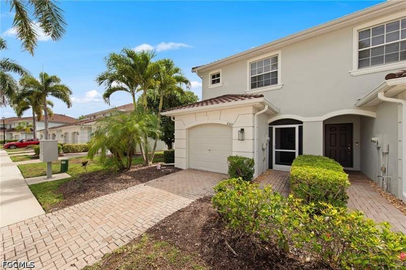 3 bedroom Townhouse at 8587 Athena Ct, Olympia Pointe, Lehigh Acres — photo 3