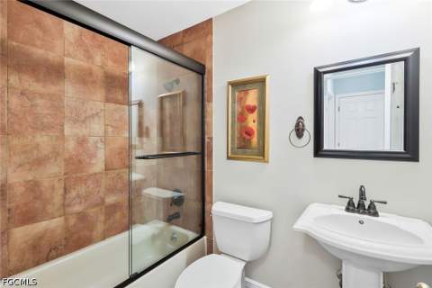 14875 Crescent Cove Dr, Fort Myers FL - photo 12 of 23