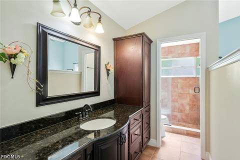 14875 Crescent Cove Dr, Fort Myers FL - photo 15 of 23
