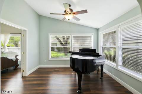 14875 Crescent Cove Dr, Fort Myers FL - photo 16 of 23