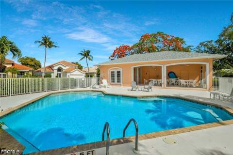 14875 Crescent Cove Dr, Fort Myers FL - photo 21 of 23