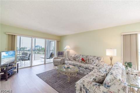 6900 Estero Blvd 401, Fort Myers Beach FL - photo 10 of 35