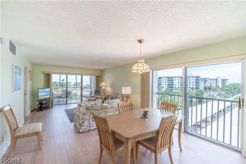 6900 Estero Blvd 401, Fort Myers Beach FL - photo 7 of 35