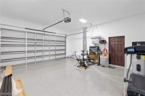 140 SE 16th St, Cape Coral FL - photo 12 of 36