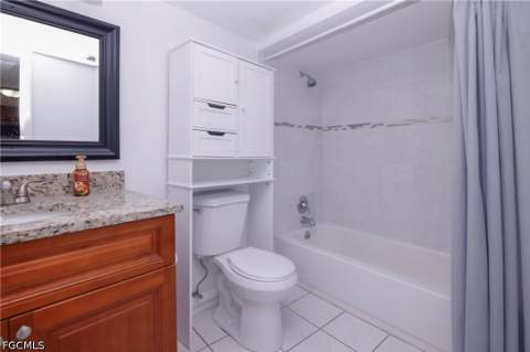 1168 Lake McGregor Dr 1D, Fort Myers FL - photo 10 of 26