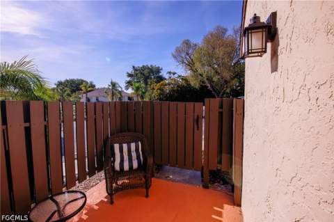 1168 Lake McGregor Dr 1D, Fort Myers FL - photo 20 of 26