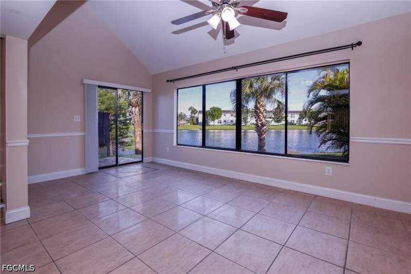 2 bedroom Condominium at 1168 Lake McGregor Dr 1D, Carissa Condo, Fort Myers — photo 3