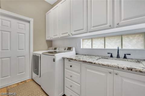 7558 Garibaldi Ct, Naples FL - photo 17 of 34