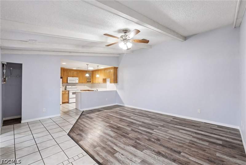 2 bedroom SingleFamilyResidence at 5563 Foxlake Dr, Foxmoor Lakes, North Fort Myers — photo 5
