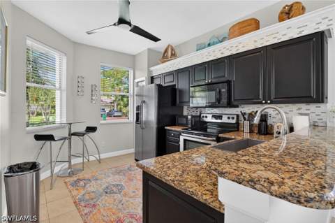 912 Briarwood Blvd, Naples FL - photo 7 of 29