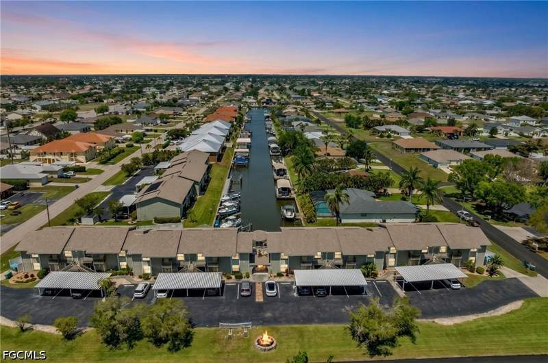 2 bedroom Condominium at 4708 SW 8th Pl 203, Baruna Bay Condo, Cape Coral — photo 3