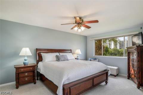 340 Horse Creek Dr 305, Naples FL - photo 14 of 29