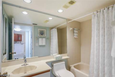 340 Horse Creek Dr 305, Naples FL - photo 19 of 29