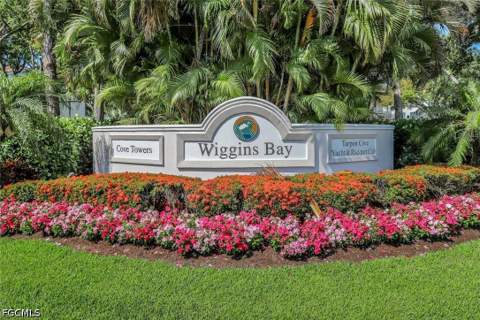 340 Horse Creek Dr 305, Naples FL - photo 24 of 29