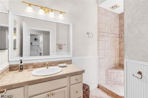 14221 Clubhouse Dr, Bokeelia FL - photo 23 of 40