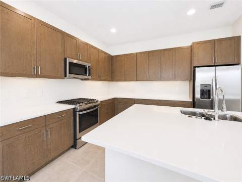 20921 Thistle Leaf Ln, Estero FL - photo 13 of 50
