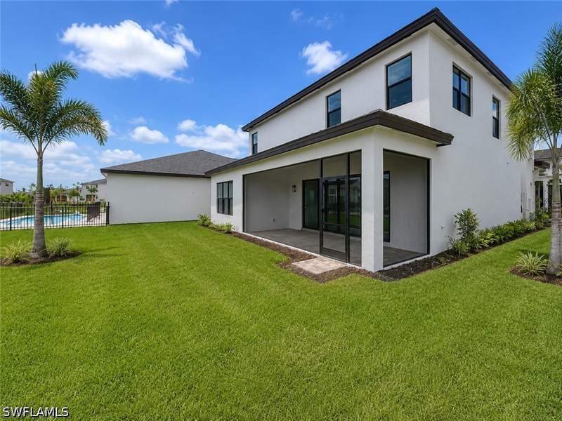 4 bedroom SingleFamilyResidence at 20921 Thistle Leaf Ln, Rivercreek In Estero, Estero — photo 4