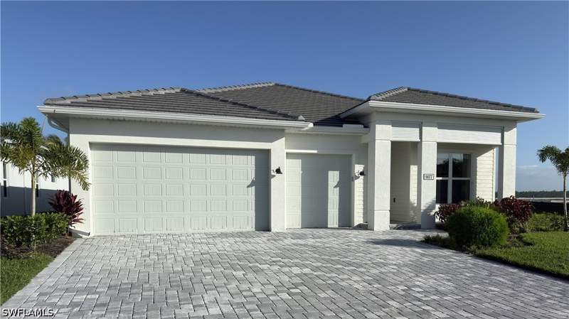 5 bedroom SingleFamilyResidence at 9077 Wisteria Way, Seven Shores, Naples — photo 3