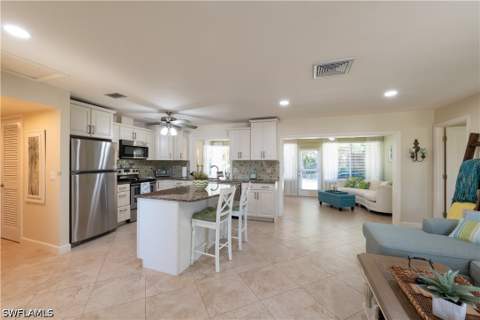 3810 Estero Bay Ln F6, Naples FL - photo 7 of 31