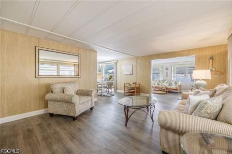 101 Elise Dr, Fort Myers FL - photo 7 of 37