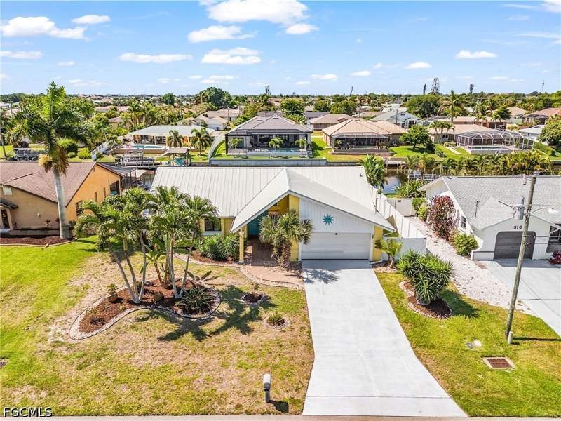 3 bedroom SingleFamilyResidence at 920 SE 33rd St, Cape Coral, Cape Coral — photo 5