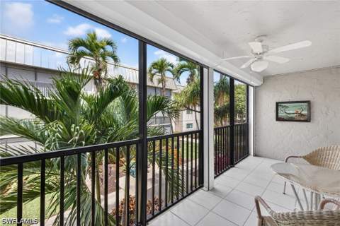 788 Park Shore Dr C25, Naples FL - photo 11 of 32