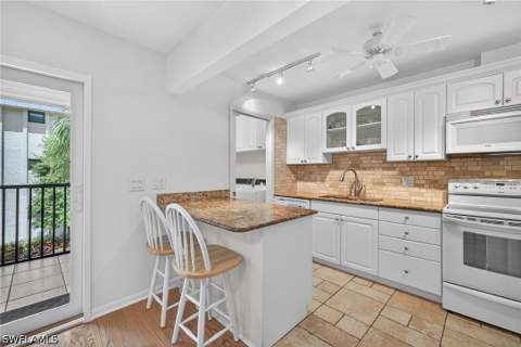 788 Park Shore Dr C25, Naples FL - photo 14 of 32