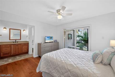 788 Park Shore Dr C25, Naples FL - photo 17 of 32