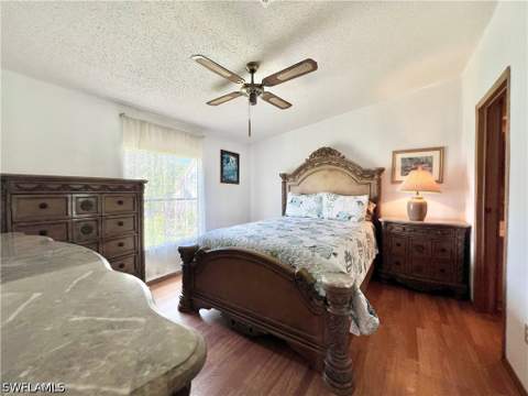 573 Cape Florida Ln, Naples FL - photo 19 of 27