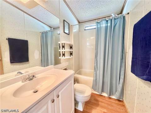 573 Cape Florida Ln, Naples FL - photo 20 of 27