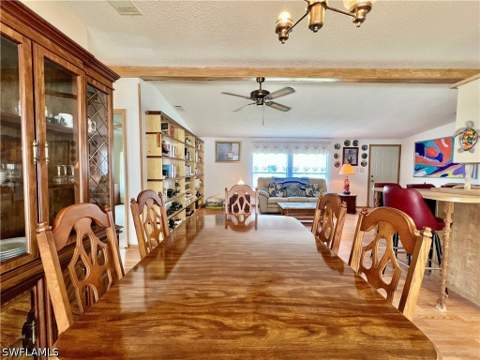 573 Cape Florida Ln, Naples FL - photo 9 of 27