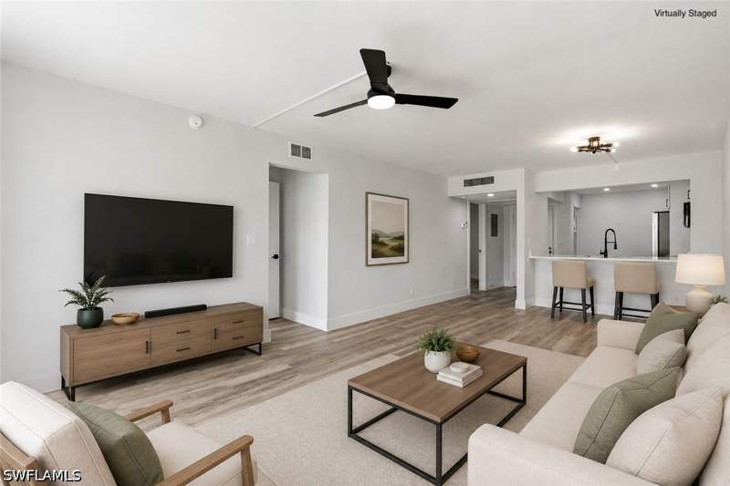 2 bedroom Condominium at 1085 Forest Lakes Dr 8102, Forest Lakes, Naples — photo 4