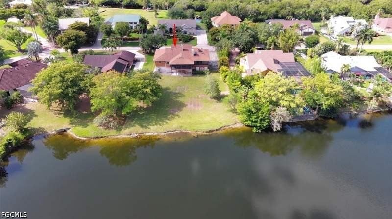 4 bedroom SingleFamilyResidence at 7226 Hendry Creek Dr, Hendry Creek, Fort Myers — photo 2