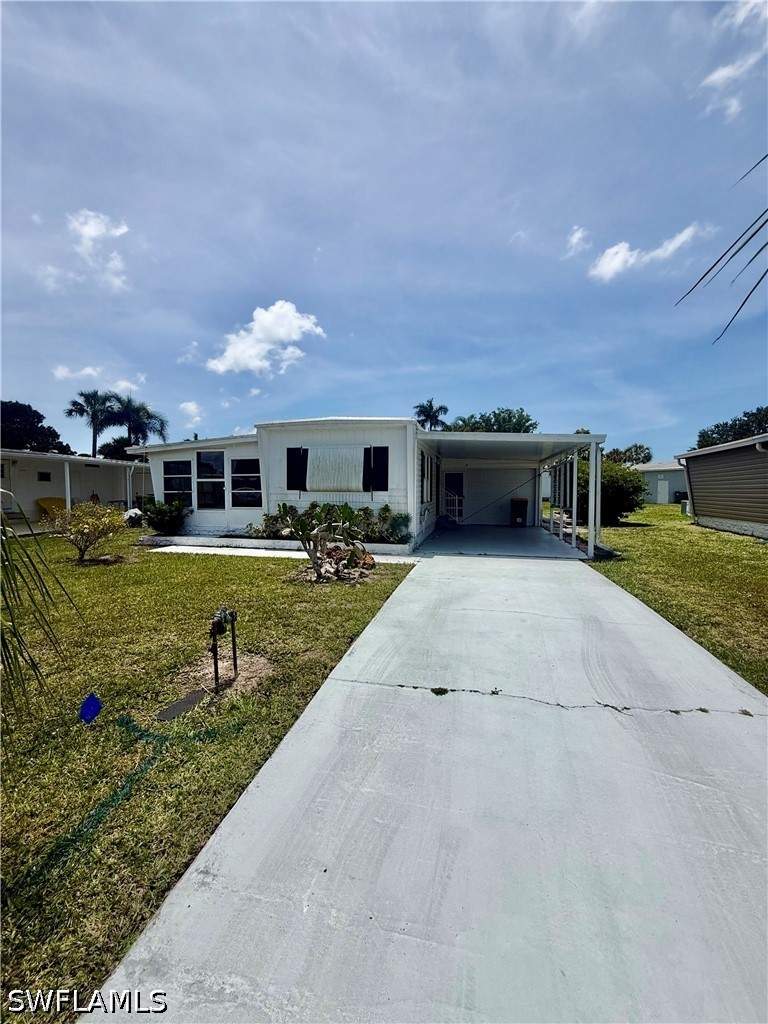 2 bedroom ManufacturedHome at 514 Monte Carlo Ln, Riviera Colony, Naples — photo 2