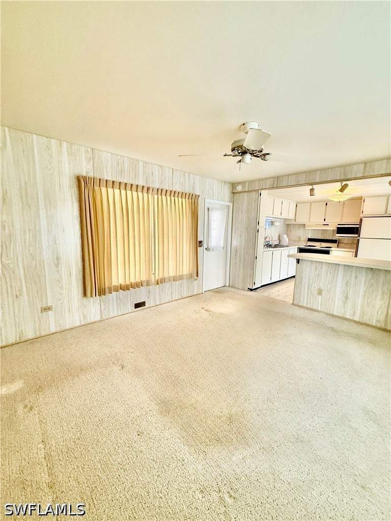 2 bedroom ManufacturedHome at 514 Monte Carlo Ln, Riviera Colony, Naples — photo 4