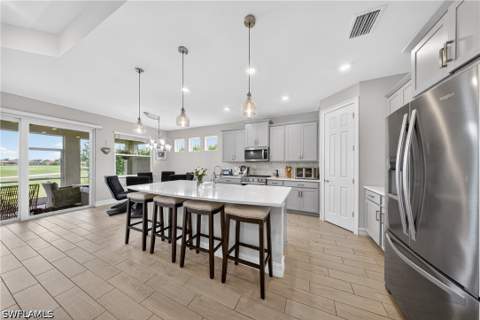 18698 Royal Hammock Blvd, Naples FL - photo 11 of 31