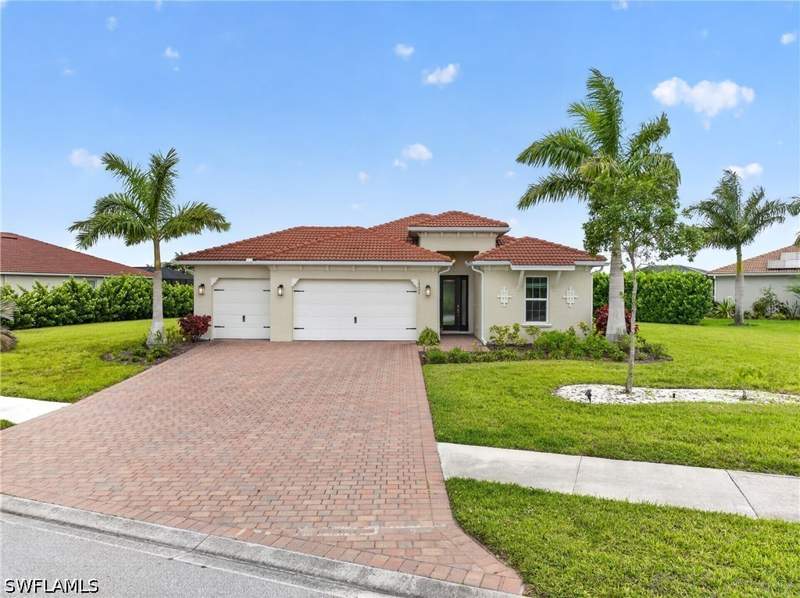 3 bedroom SingleFamilyResidence at 18698 Royal Hammock Blvd, Royal Palm Golf Estates, Naples — photo 2