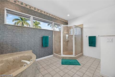 489 Adirondack Ct, Marco Island FL - photo 19 of 37