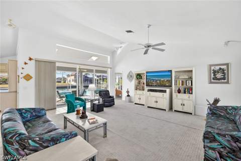 489 Adirondack Ct, Marco Island FL - photo 9 of 37