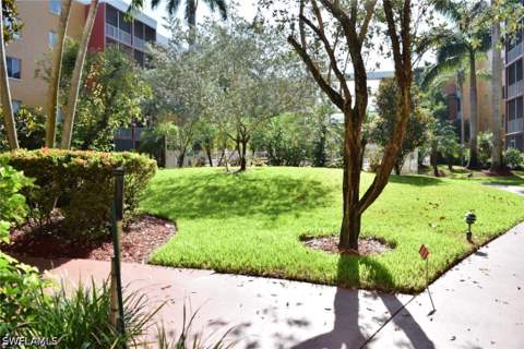 2366 E Mall Dr 211, Fort Myers FL - photo 10 of 26