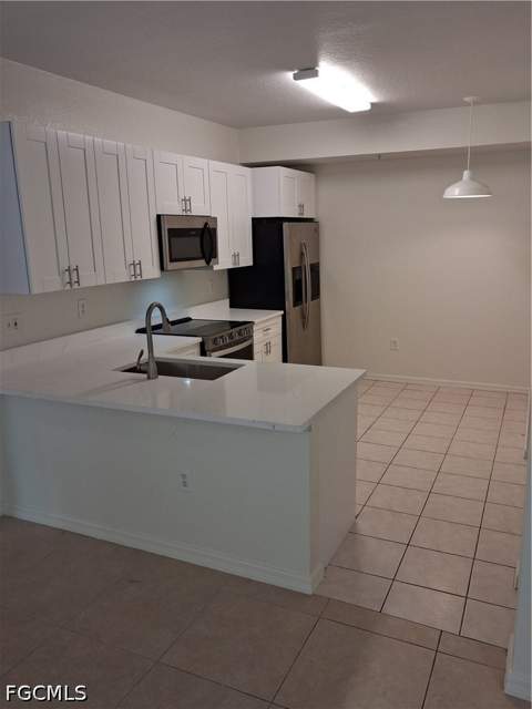 6361 Aragon Way 101, Fort Myers FL - photo 8 of 29