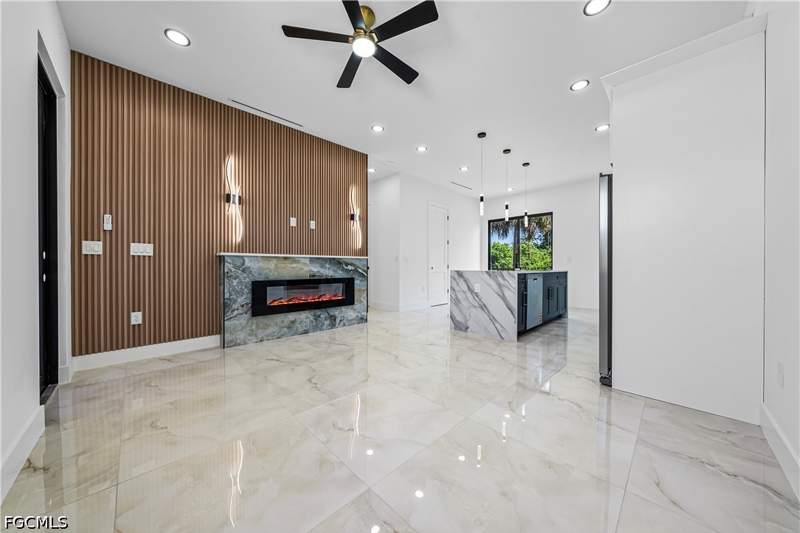 3 bedroom SingleFamilyResidence at 3415 4th St W, Lehigh Acres, Lehigh Acres — photo 2