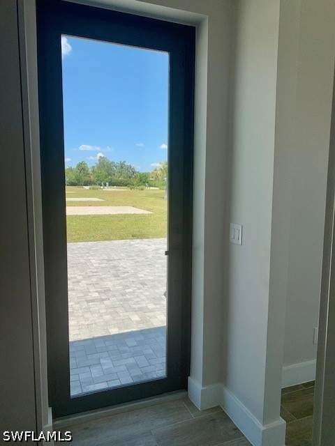 1 bedroom SingleFamilyResidence at 5573 Laguna Caribe Cir, Laguna Caribe, Fort Myers — photo 5