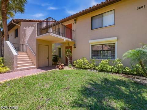 3207 Horse Carriage Way 3, Naples FL - photo 9 of 22