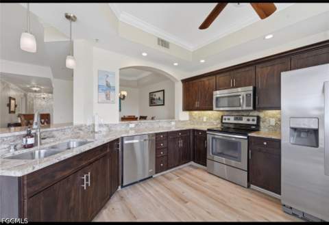 10720 Ravenna Way W 205, Fort Myers FL - photo 11 of 24