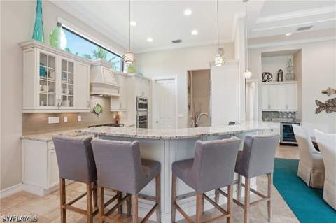6453 Costa Cir, Naples FL - photo 9 of 47