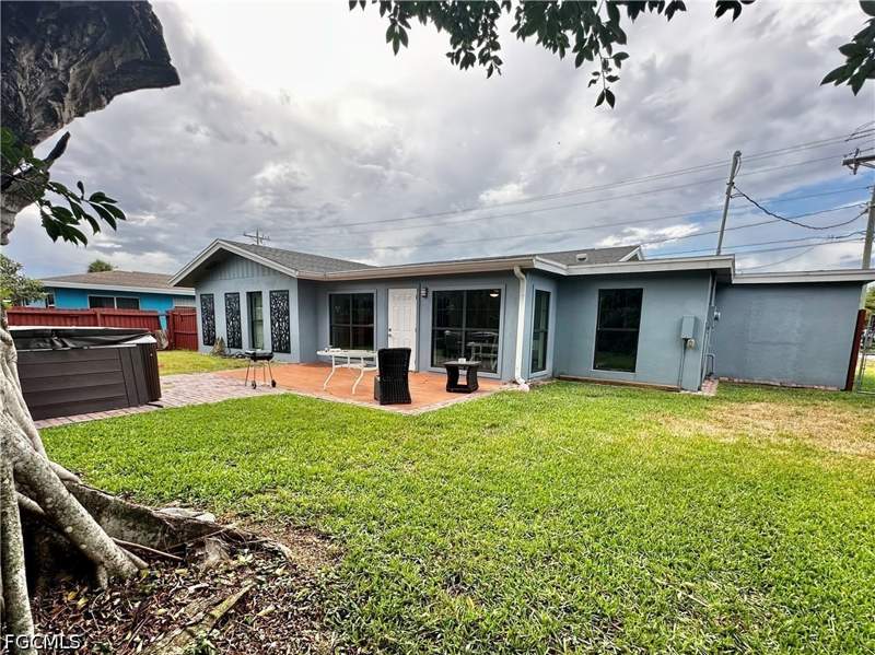 3 bedroom SingleFamilyResidence at 1763 Inlet Dr, Waterway Estates, North Fort Myers — photo 5