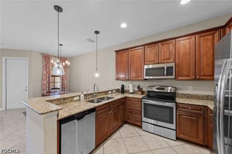 11736 Izarra Way 7809, Fort Myers FL - photo 10 of 41