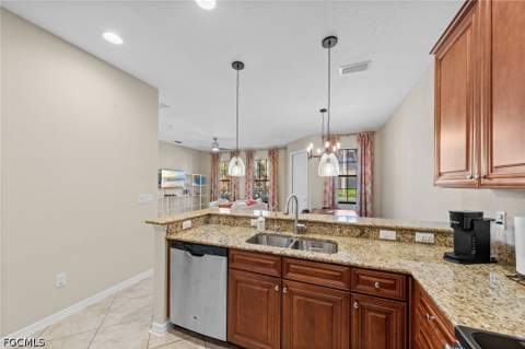 11736 Izarra Way 7809, Fort Myers FL - photo 12 of 41